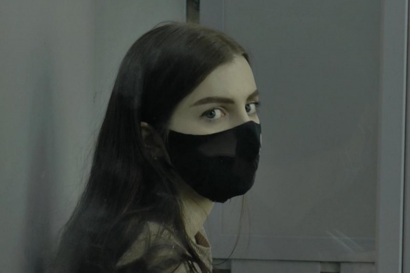 "Я решила уйти из жизни": суд вынес приговор и дал последнее слово 19-летней девушке, убившей инструктора в тире Полтавы