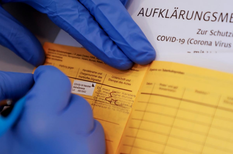 В полиции отчитались о результатах борьбы с торговлей поддельными COVID-документами