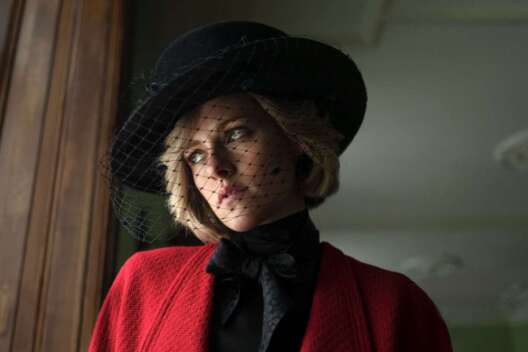 Вышел официальный трейлер драмы "Спенсер" с Кристен Стюарт в роли принцессы Дианы