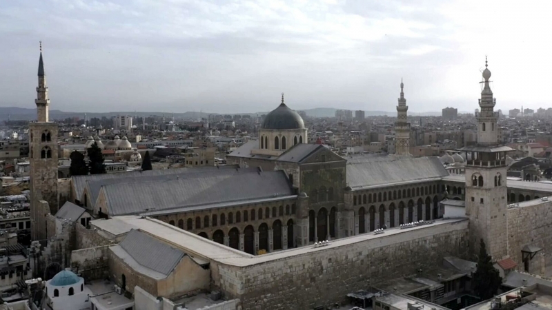 При теракте в центре Дамаска погибли 14 сирийских военных, сообщил источник