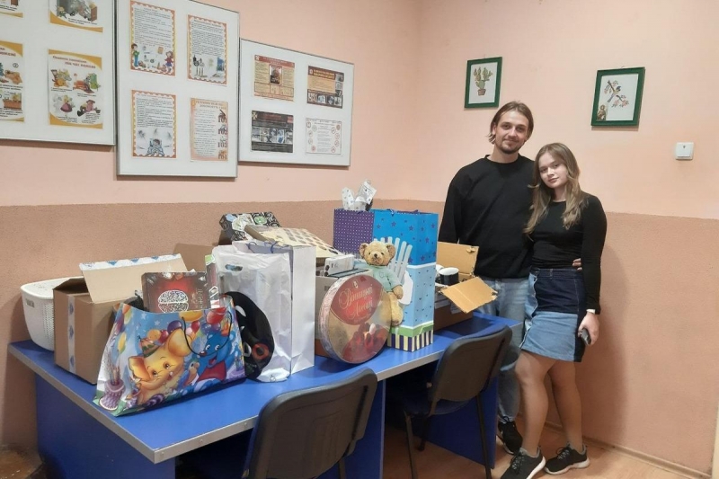 В Ивано-Франковске молодожены отдали свои свадебные подарки обездоленным детям (фото)