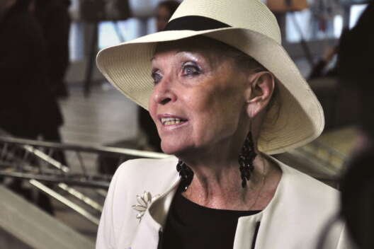 В Москве пропала без вести звезда фильма "Бриллиантовая рука" Светличная