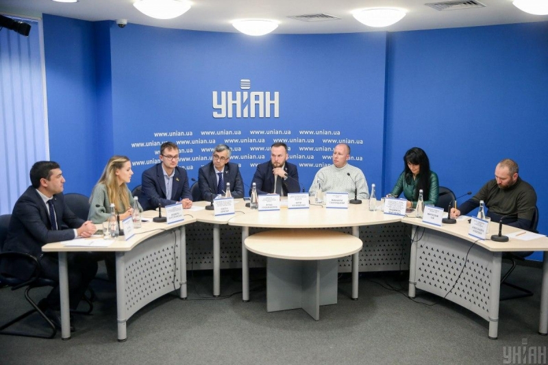 Агентство УНИАН и Азербайджанское ИА Report договорились о сотрудничестве