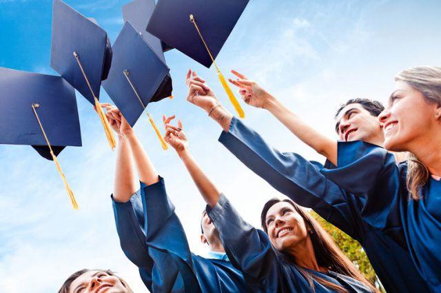 Диплом любой ценой: почему Украине не построить свои "Теслу" и "Фалкон"