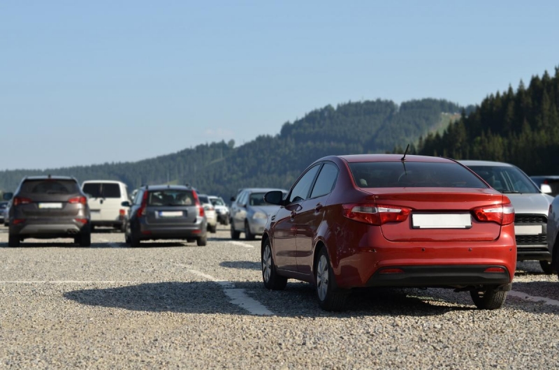 Мошенники наживаются на владельцах машин: как не попасть в ловушку злоумышленников (видео)