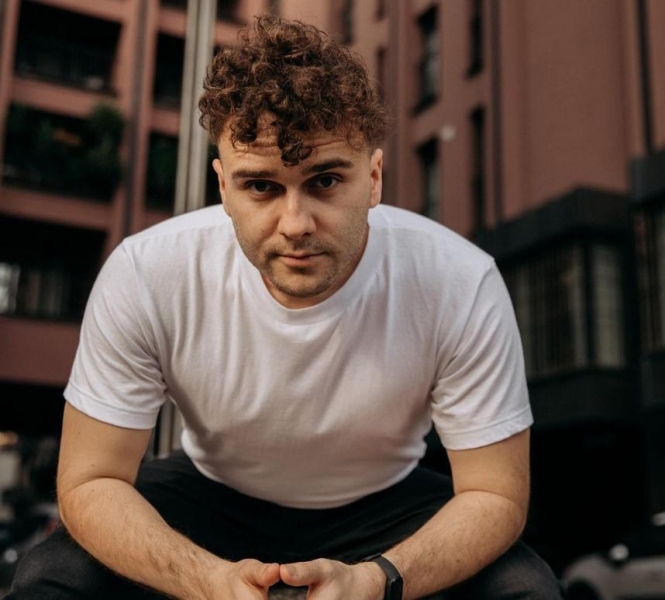 Вечеринка в День памяти жертв Голодомора: блогера-организатора вызвали в полицию (видео)