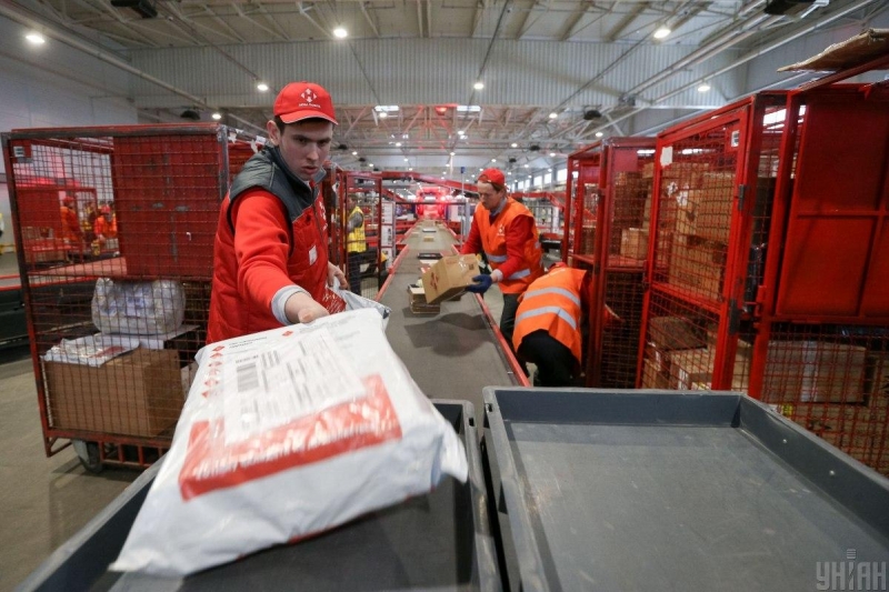 "Заплатила за посылку дважды": клиентка пожаловалась на проблемы с "Новой почтой"