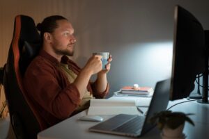 Форум Lolzteam: Площадка для общения и обмена опытом